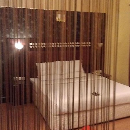 Solitaire Suites Bangalore Phòng bức ảnh