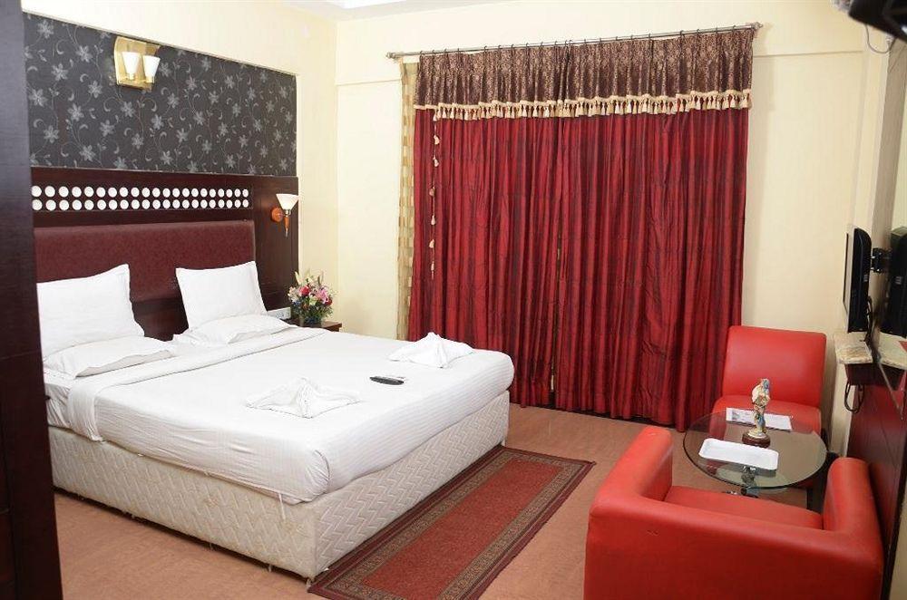 Solitaire Suites Bangalore Ngoại thất bức ảnh